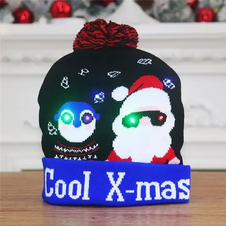 Wintermütze mit Bommel, leuchtende Weihnachten mit LED-Lampen – COOL X-MAS
