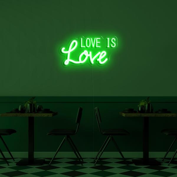 3D-Neon-LED-Logo an der Wand - Love is Love mit Abmessungen von 50 cm